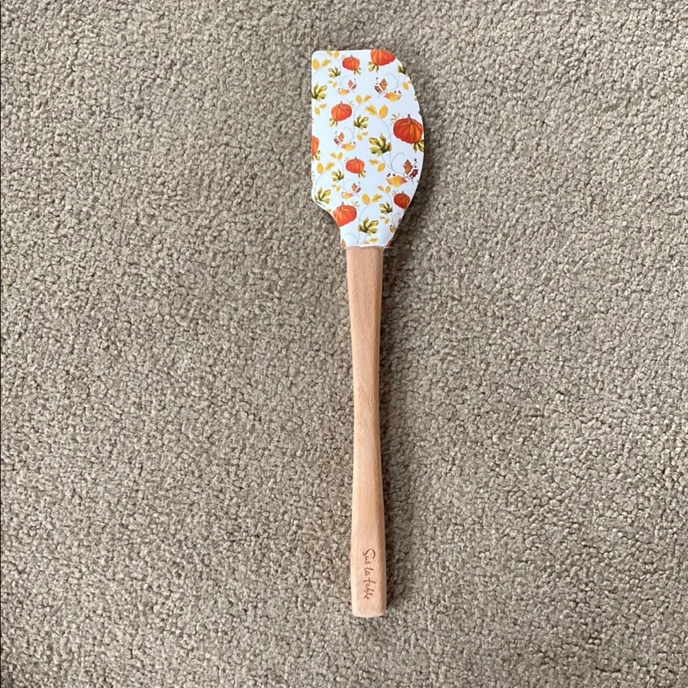 Floral Pumpkin Sur La Table Spatula with Wooden Handle